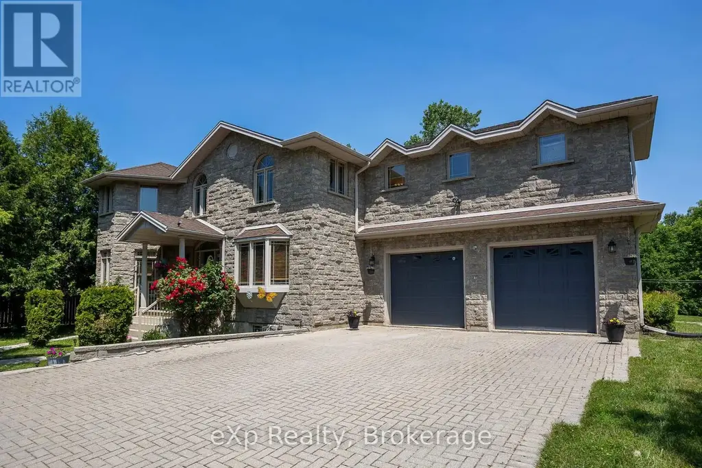 910 26th Street E, Owen Sound